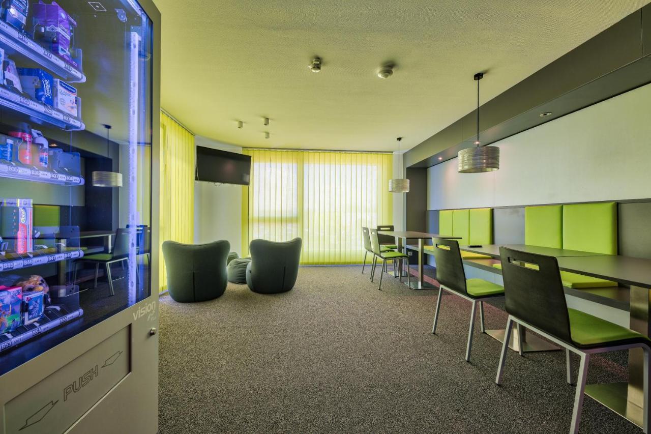 אולם Economy-Hotel מראה חיצוני תמונה